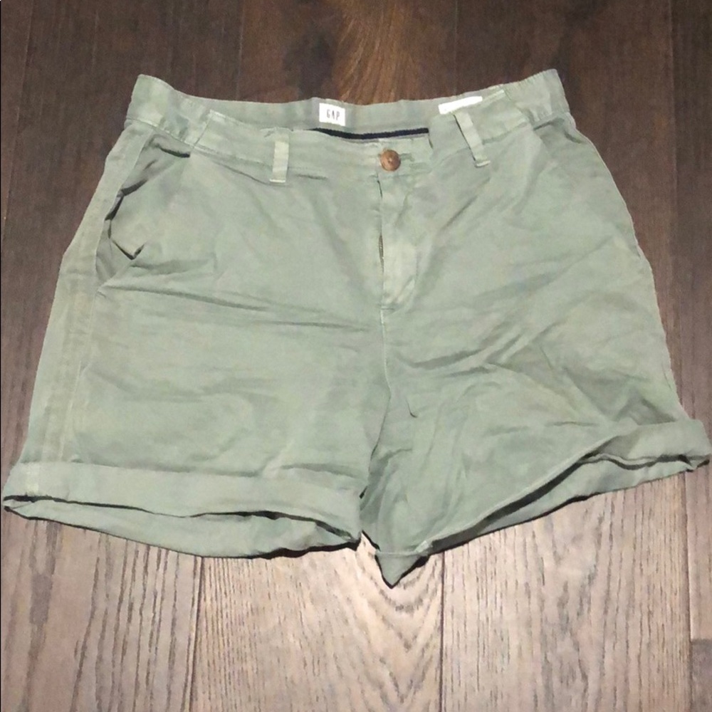 Gap girlfriend shorts